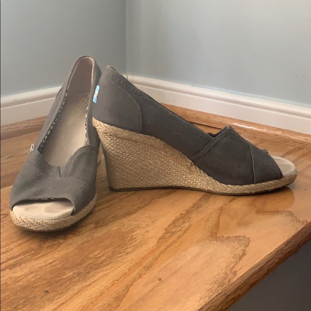 Toms Wedges